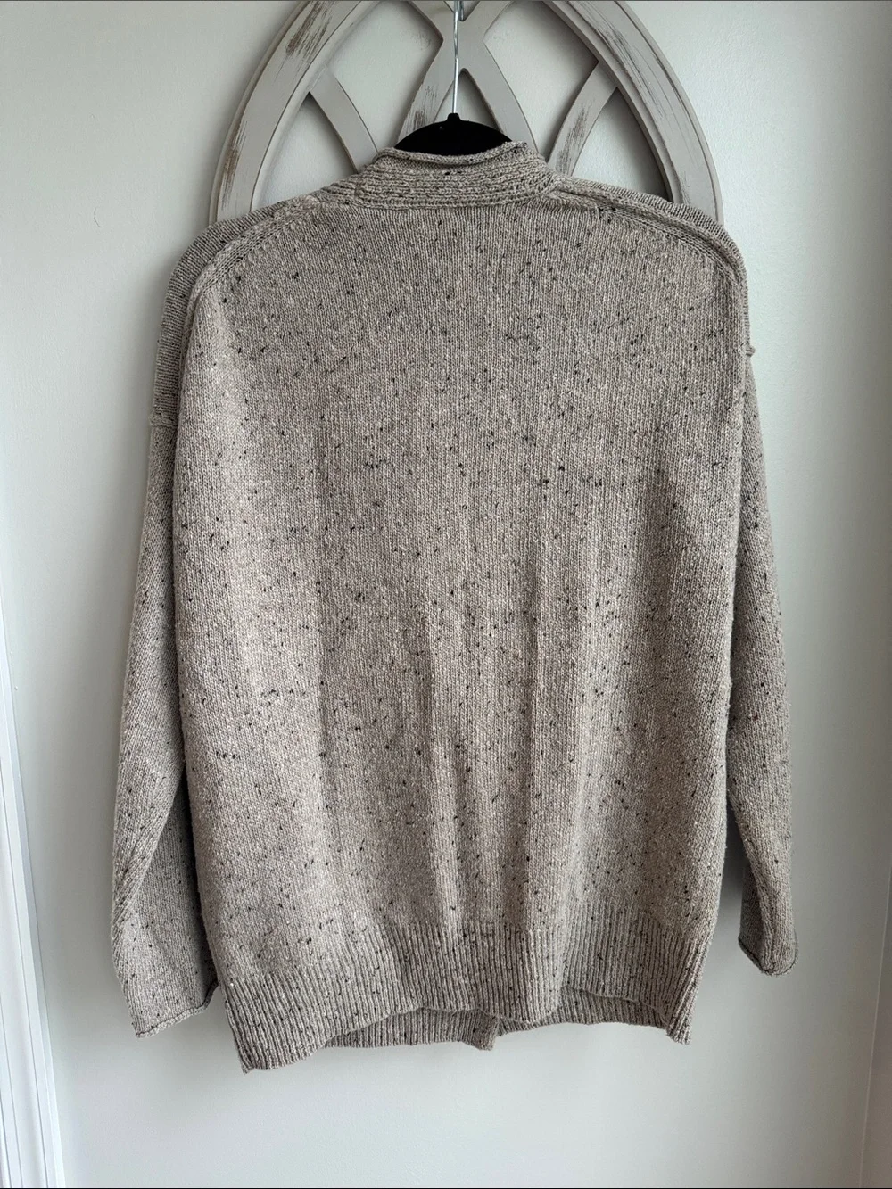 Hem & Thread Exterior Seams Speckled grandpa Cardigan #32663 Neutral Large NWT